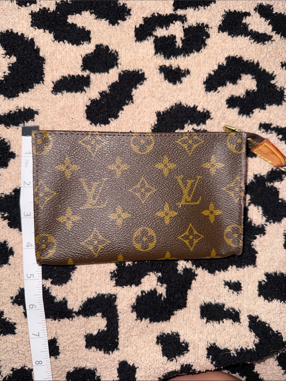Louis Vuitton Monogram Canvas Authentic Pouch - Picture 12 of 12
